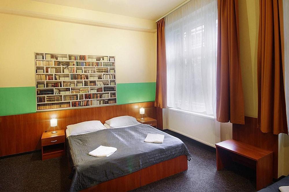 Hotell Zlata Vaha 3*