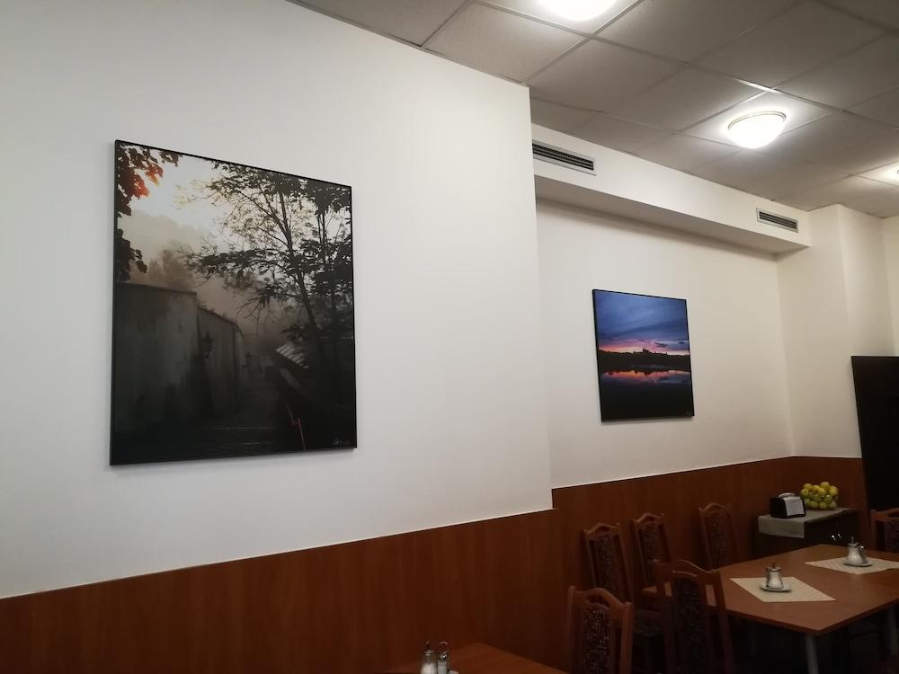 Zlata Vaha 3* Prag