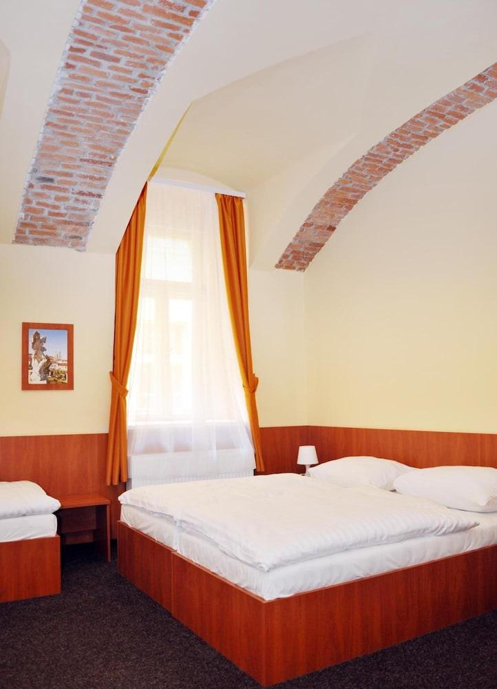 Zlatá Váha 3* Praha