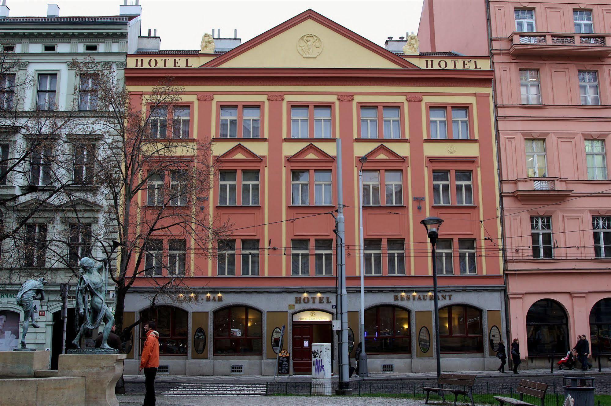 Zlatá Váha Hotel 3*