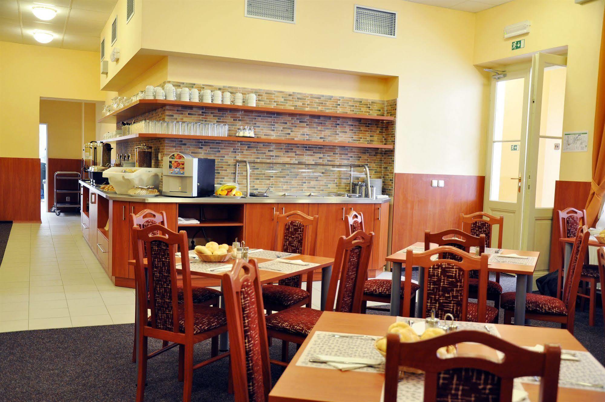 Zlatá Váha Hotel 3*